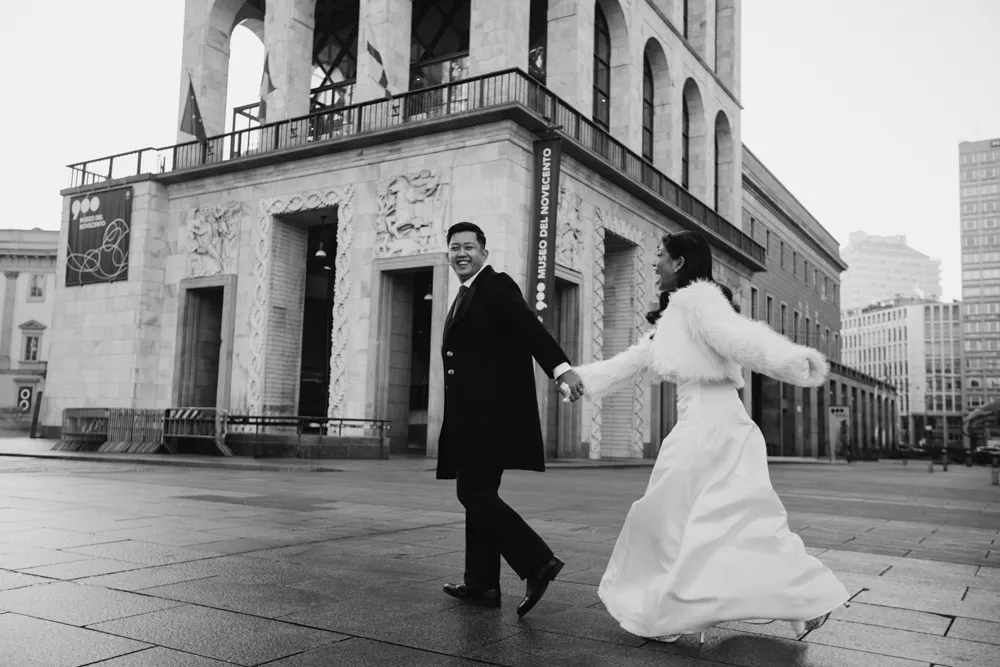 Milan street photoshoot couple