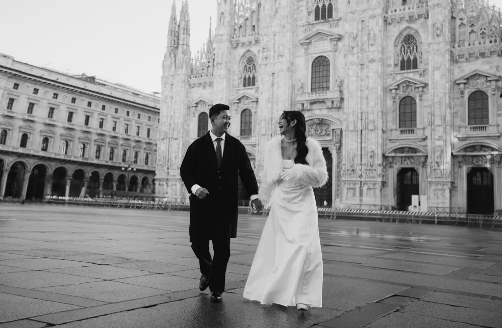 couple photoshoot at Duomo Milan