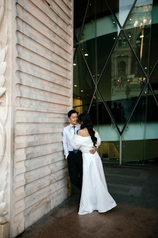 Milan street photoshoot couple