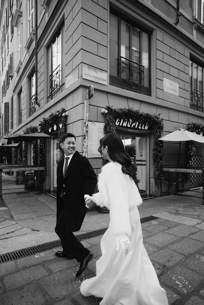 romantic photoshoot in Milan Italy