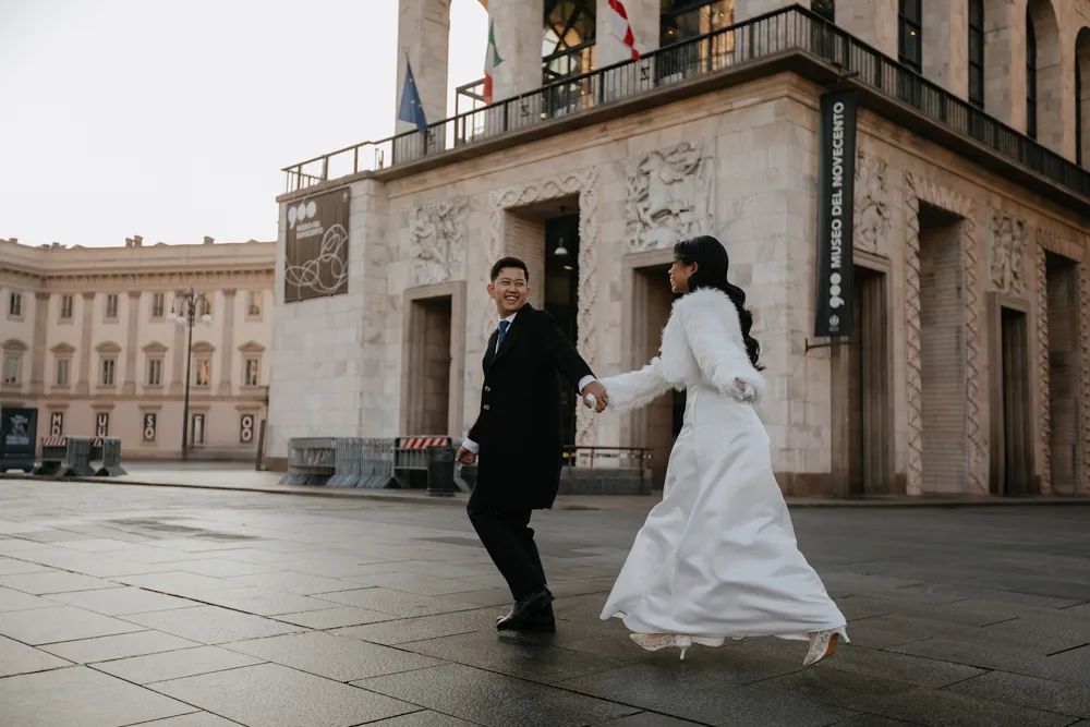 honeymoon photoshoot in Milan