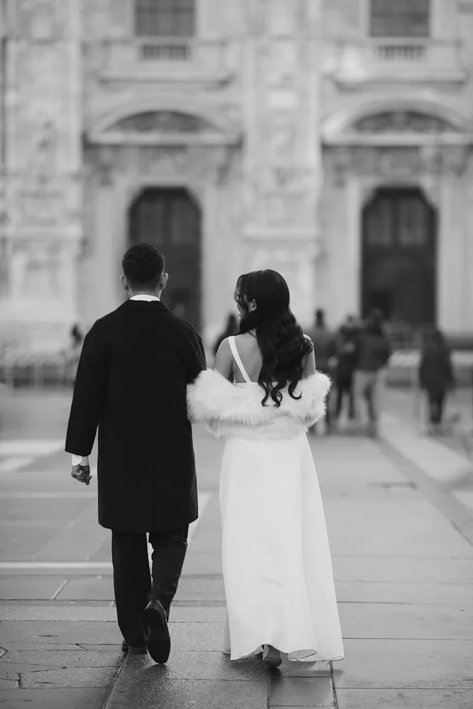 couple photoshoot at Duomo Milan