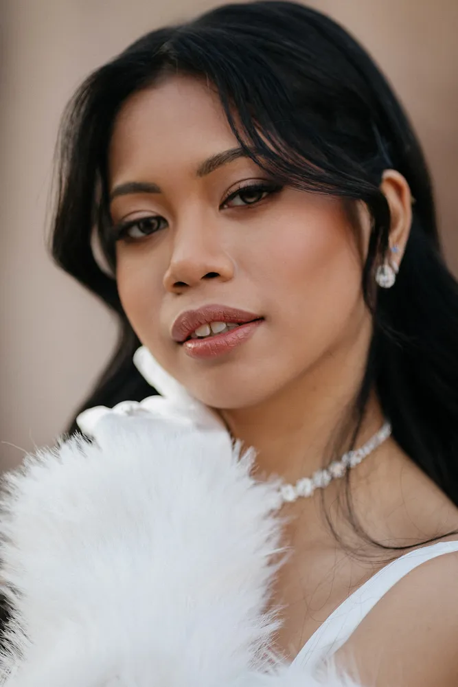 Milan street photoshoot couple