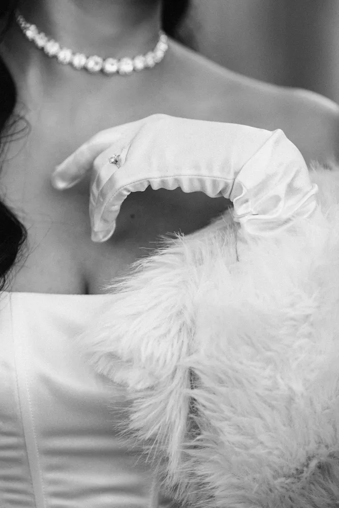 Milan street photoshoot couple