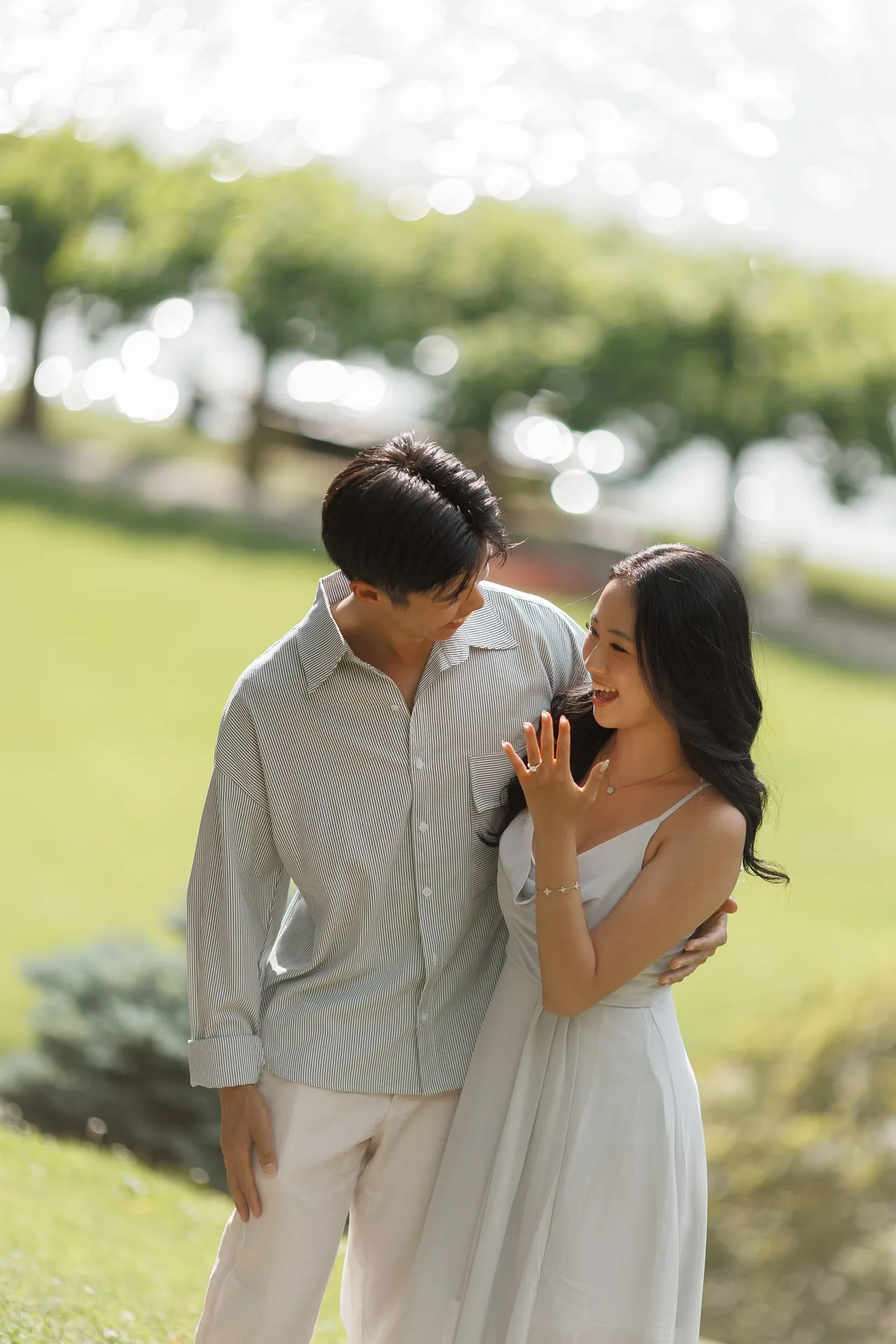 Romantic lakeside couple portrait at Villa Melzi on Lake Como